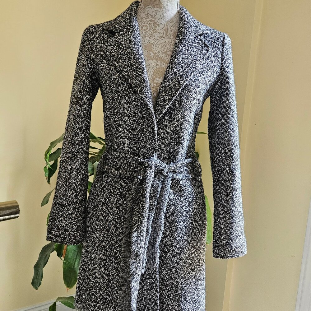 Tulle Black and white Tweed Wool Blend Belted Coat size Med